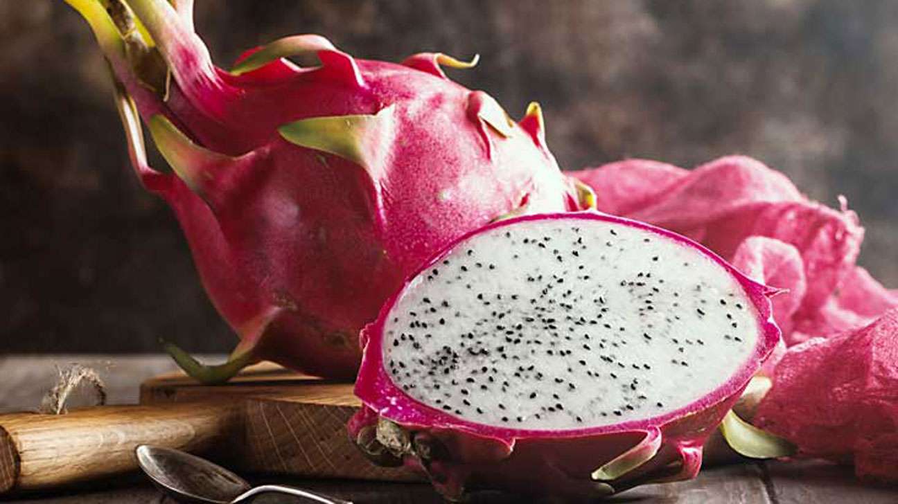 Dragon fruit, low in calories but rich in vitamins and minerals